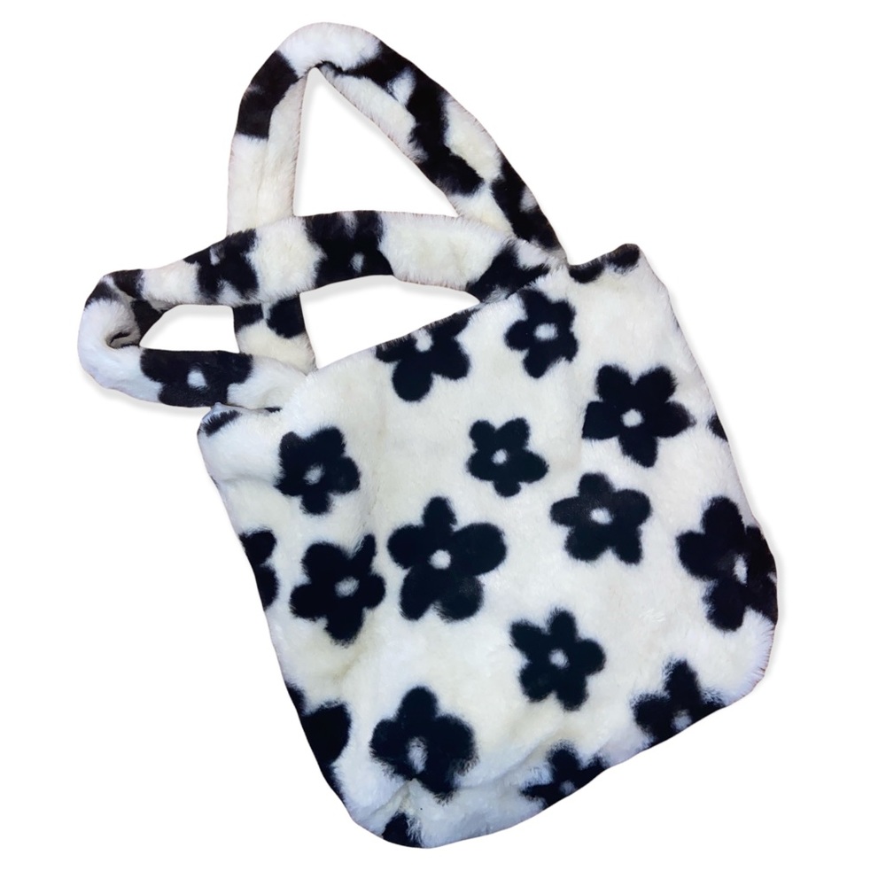 Furry tote
